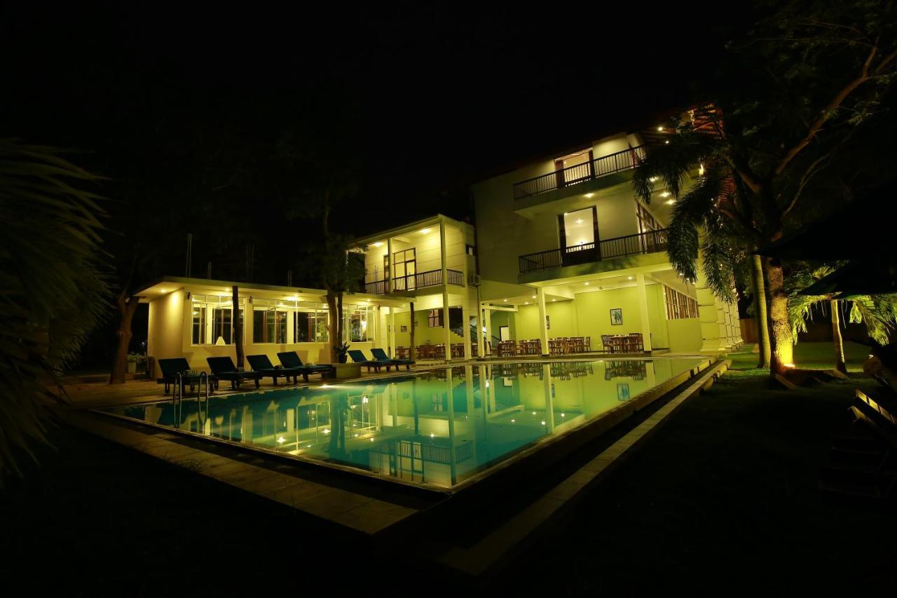 ดียา ดาฮารา รีสอร์ต Hotel ยาลา ภายนอก รูปภาพ