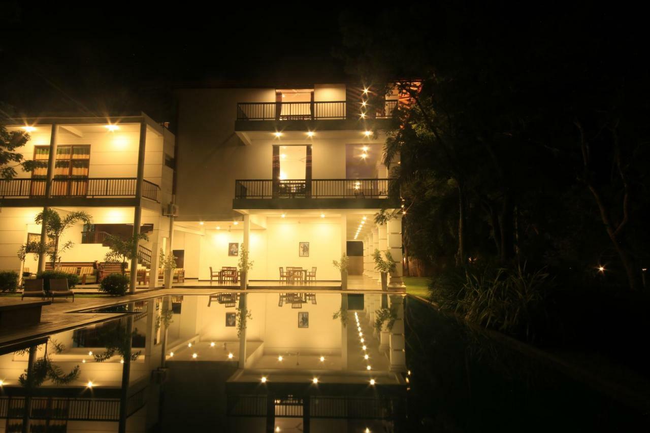 ดียา ดาฮารา รีสอร์ต Hotel ยาลา ภายนอก รูปภาพ